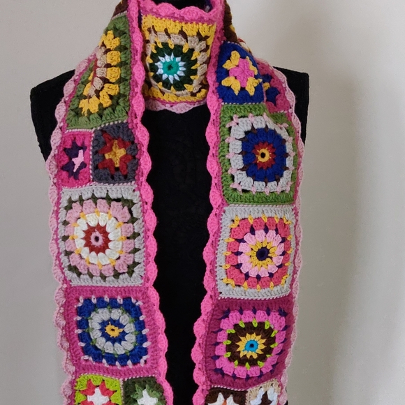 Handmade Crochet Women's Scarf - Picture 16 of 16